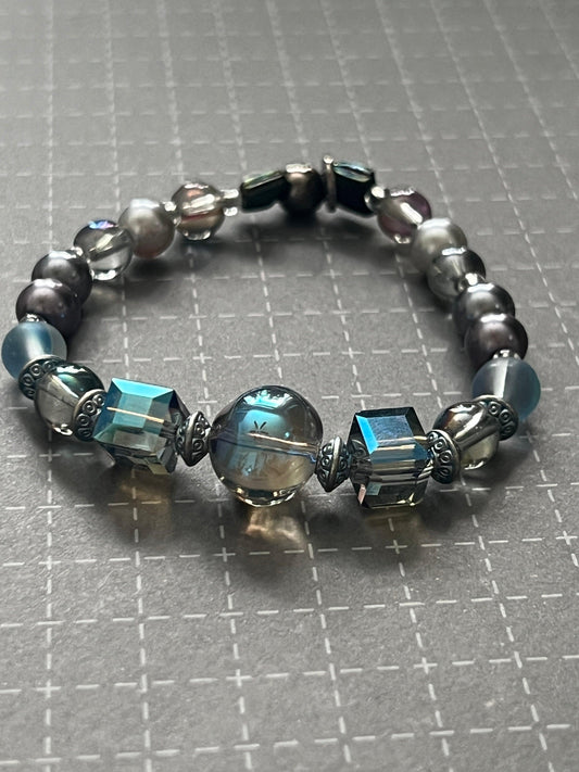 Galaxy Glass Bracelet | Iridescent Glass Beads - Distinct Designs