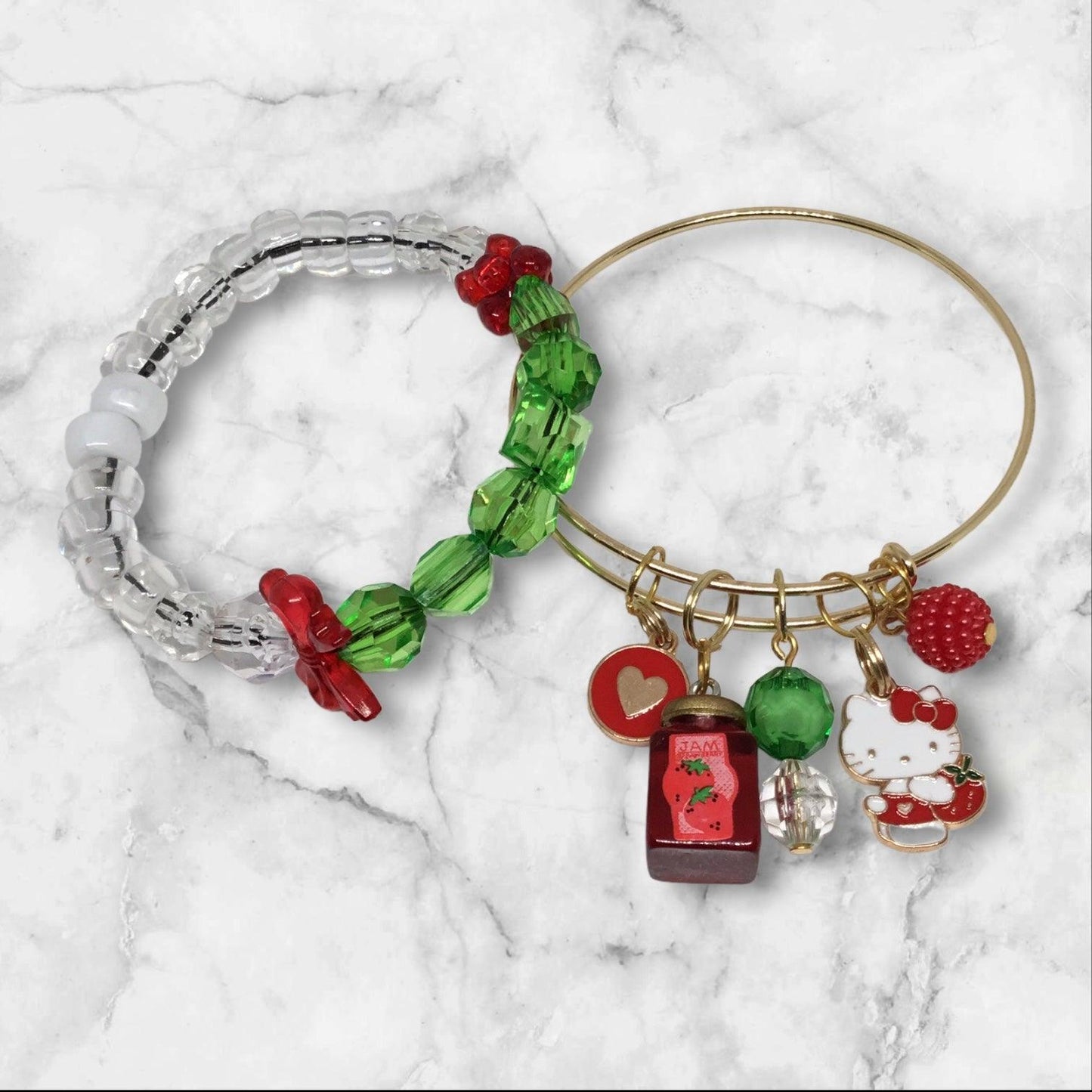 Jam Hello Kitty Stretch and Charm Bangle Unique Bracelet Set - Distinct Designs