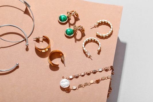 multi kinds of metal jewelry