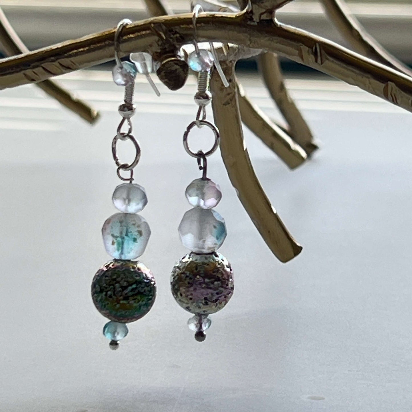 Iridescence Earrings – Elegant Shimmer with a Playful Glow