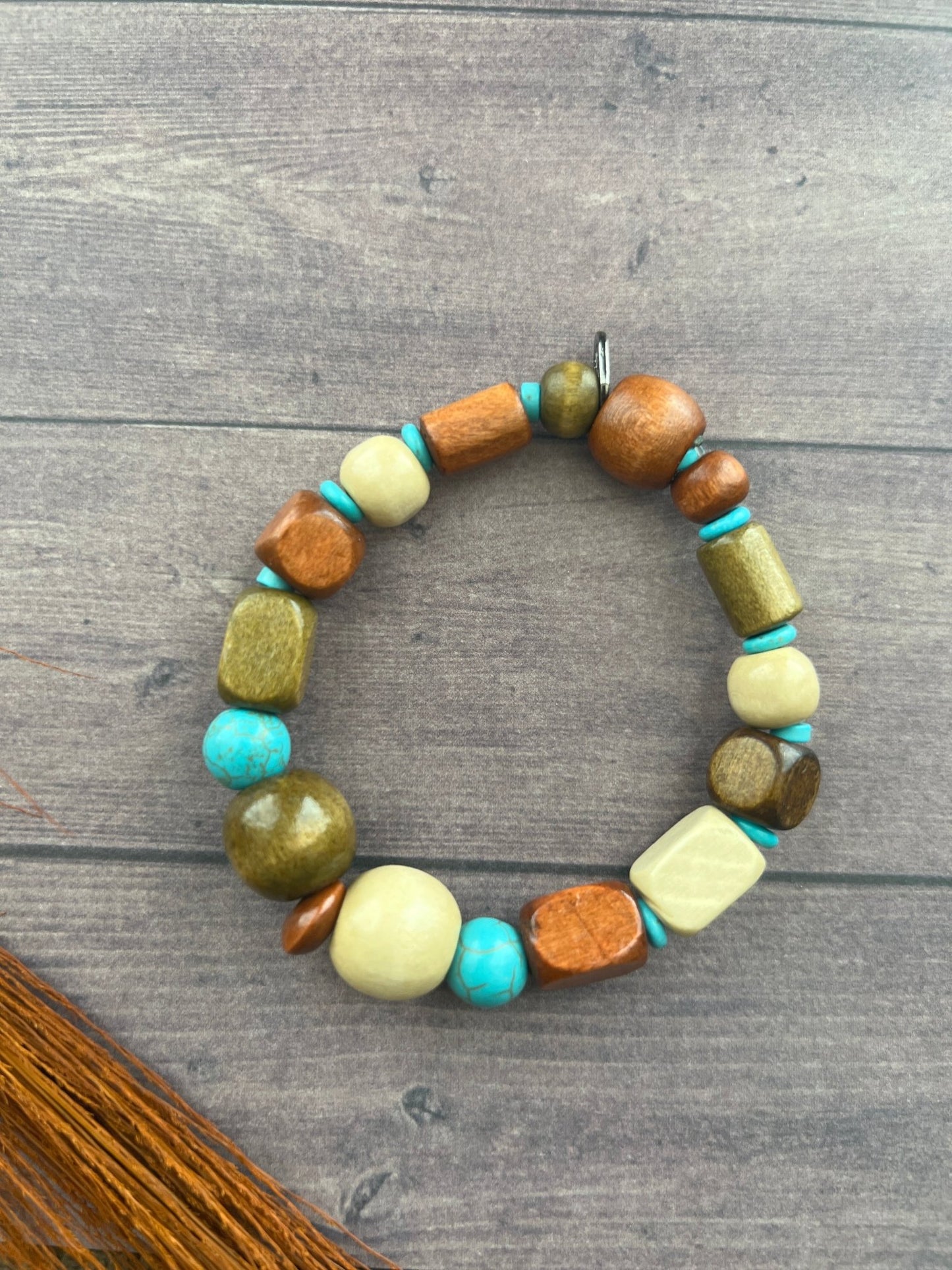 Sedona Wooden & Howlite Beaded Bracelet | Southwestern Tribal Boho Stackable Stretch Handmade Jewelry - Distinct Designs