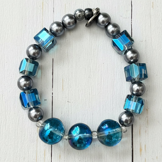 Sparkly Beaded Irredescant Glass Bracelet | Classic Elegance Handmade Jewelry - Distinct Designs