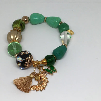 Unique Boho Chic Glass Stretch Bracelet - Green and Gold Elegance - Distinct Designs